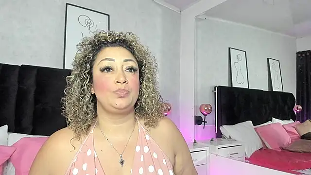 Katti Barrera online show from January 2025 02:42:01 PM