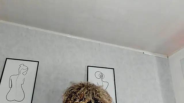 Katti Barrera online show from February 2025 05:50:01 PM