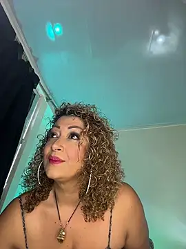 Katti Barrera online show from March 2026 05:13:02 PM