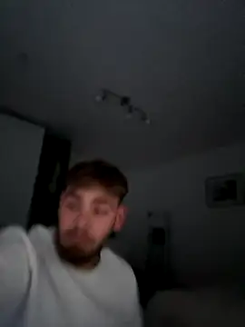 Snapshot of JuNIs_ chatting on September 2025 10:09:02 PM JuNIs online show from September 2025 10:09:02 PM