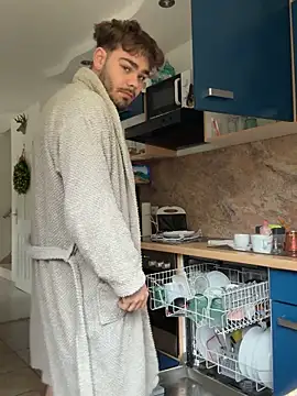 Snapshot of JuNIs_ chatting on October 2025 09:54:01 AM JuNIs online show from October 2025 09:54:01 AM