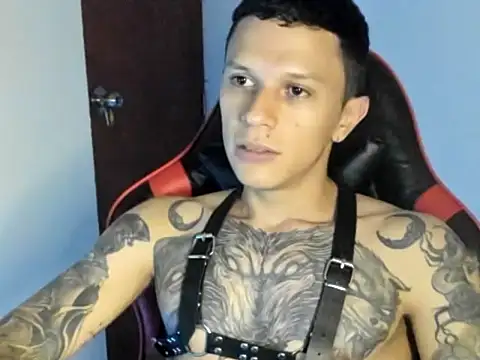 goodboy69l online show from April 2026 07:33:02 PM