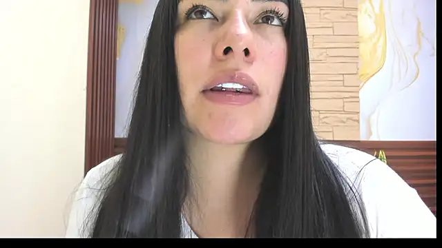 Snapshot of missexy303av chatting on September 2025 02:21:01 PM missexy303av online show from September 2025 02:21:01 PM