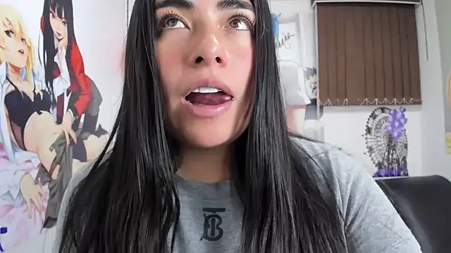 Snapshot of missexy303av chatting on October 2025 11:15:01 PM missexy303av online show from October 2025 11:15:01 PM