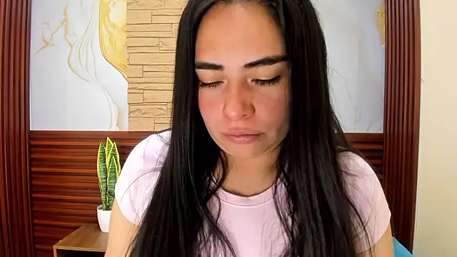 Snapshot of missexy303av chatting on October 2025 01:23:01 PM missexy303av online show from October 2025 01:23:01 PM