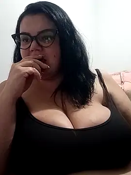 Madisonpalacio online show from October 2025 02:45:02 AM