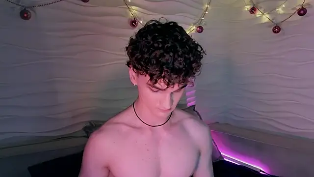 Snapshot of adam_21cm__ chatting on December 2024 04:51:01 PM adam 21cm online show from December 2024 04:51:01 PM