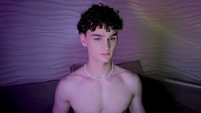 Snapshot of adam_21cm__ chatting on January 2025 04:36:02 PM adam 21cm online show from January 2025 04:36:02 PM
