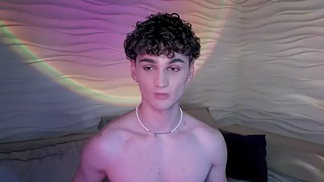 Snapshot of adam_21cm__ chatting on February 2025 08:13:02 PM adam 21cm online show from February 2025 08:13:02 PM