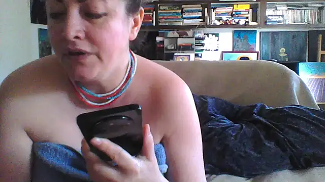 MariaAnaSunshine online show from March 2026 10:10:01 AM