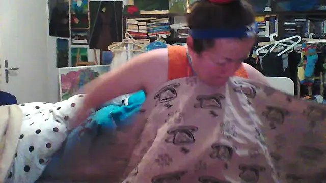 MariaAnaSunshine online show from March 2026 10:25:01 PM