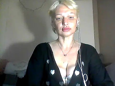 MaryJane441 online show from April 2026 08:10:01 PM