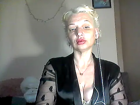 MaryJane441 online show from April 2026 08:50:02 PM