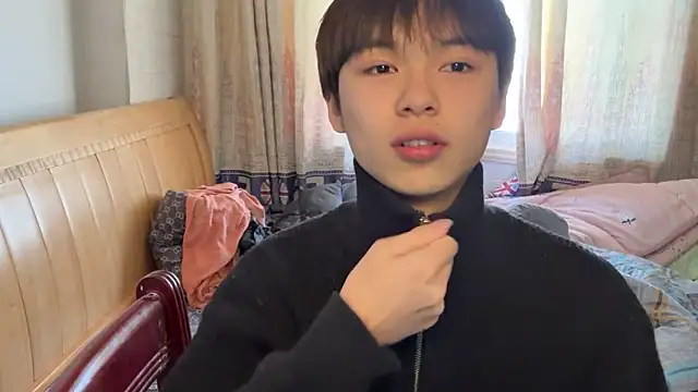 Snapshot of xiaottt1918 chatting on January 2025 06:01:02 AM xiaottt1918 online show from January 2025 06:01:02 AM