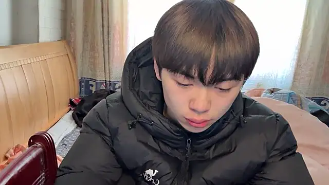 Snapshot of xiaottt1918 chatting on January 2025 05:32:01 AM xiaottt1918 online show from January 2025 05:32:01 AM