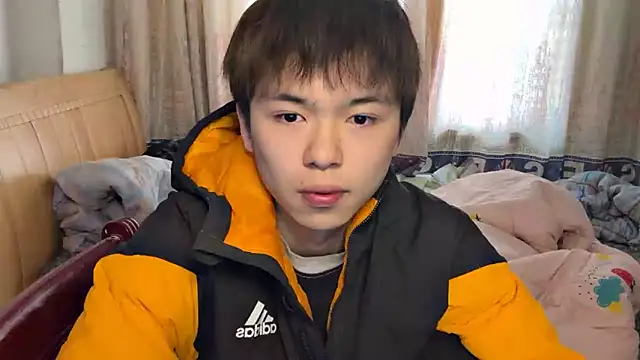 Snapshot of xiaottt1918 chatting on January 2025 07:37:01 AM xiaottt1918 online show from January 2025 07:37:01 AM