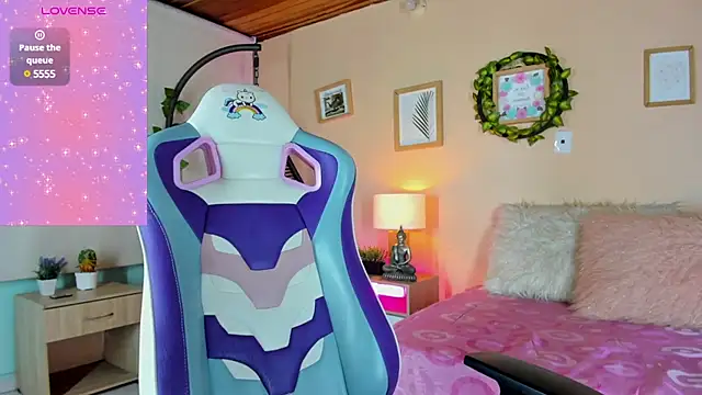 honey fox1 online show from March 2025 12:04:02 AM