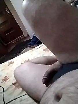 Snapshot of nudistu021 chatting on December 2025 04:35:02 PM nudistu021 online show from December 2025 04:35:02 PM