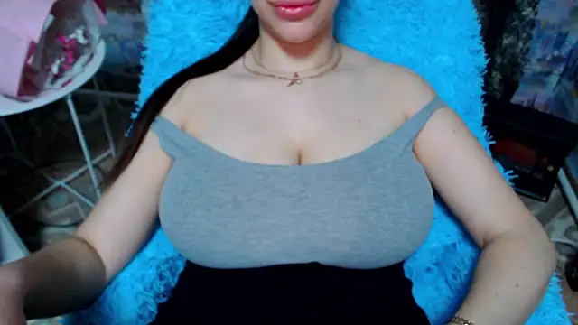 Snapshot of lovelyseu chatting on December 2025 07:23:01 AM lovelyseu online show from December 2025 07:23:01 AM