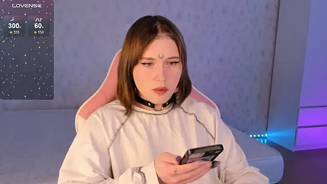 Snapshot of Spliti_moon chatting on March 2025 02:23:02 PM Spliti moon online show from March 2025 02:23:02 PM