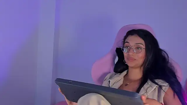 Snapshot of Melany_Oconner chatting on March 2025 11:03:02 PM Melany Oconner online show from March 2025 11:03:02 PM