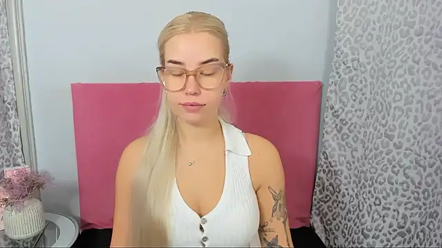 KristyHoney online show from January 2026 08:28:02 AM