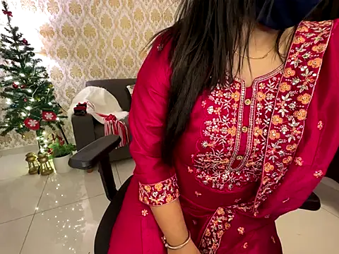 SamairAhh online show from December 2024 04:39:02 PM