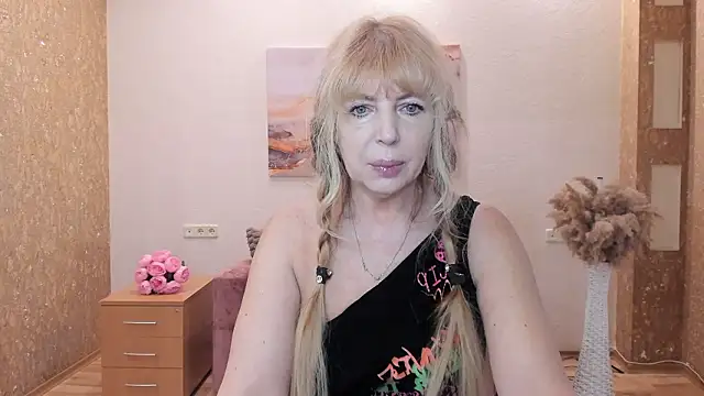 Snapshot of Anna_Diax chatting on February 2026 12:48:02 PM Anna Diax online show from February 2026 12:48:02 PM