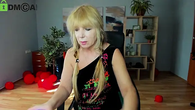 Snapshot of Anna_Diax chatting on March 2026 12:45:02 PM Anna Diax online show from March 2026 12:45:02 PM