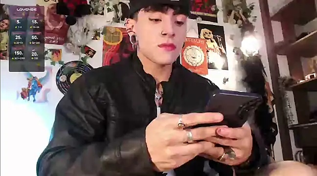 Snapshot of Mathew_stardust chatting on January 2025 02:14:01 AM Mathew stardust online show from January 2025 02:14:01 AM