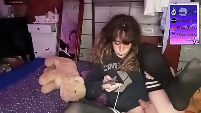 Snapshot of piou-sissy chatting on October 2025 09:19:02 PM piou-sissy online show from October 2025 09:19:02 PM