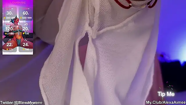 Snapshot of AlexaAimee chatting on October 2025 10:09:01 PM AlexaAimee online show from October 2025 10:09:01 PM