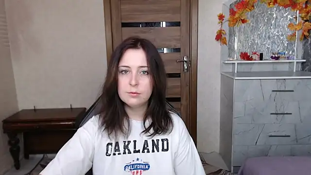 Kristy-Max online show from October 2025 10:26:02 AM