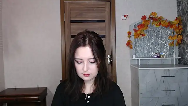 Kristy-Max online show from October 2025 06:14:02 AM