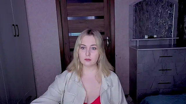 Kristy-Max online show from February 2026 09:49:01 PM