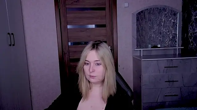 Kristy-Max online show from February 2026 01:47:02 AM