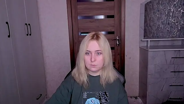 Kristy-Max online show from March 2026 08:18:01 AM