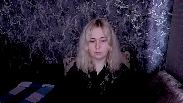 Kristy-Max online show from March 2026 09:04:02 PM