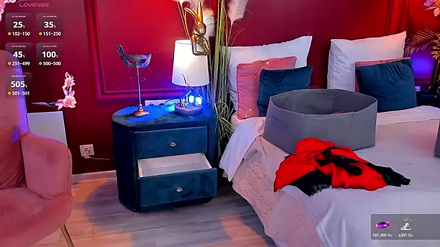 Snapshot of CherieDane chatting on March 2026 01:27:02 PM CherieDane online show from March 2026 01:27:02 PM