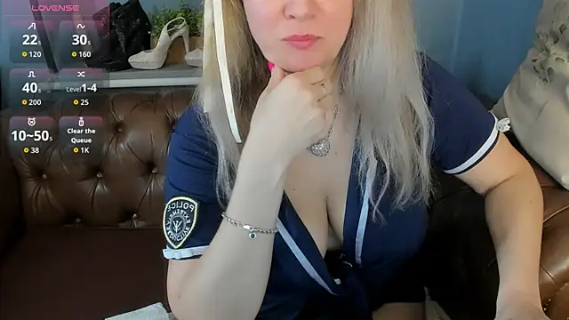 JesiaFoxi online show from June 2026 10:47:01 AM