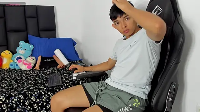 Tonny twink  online show from July 2026 01:35:01 AM