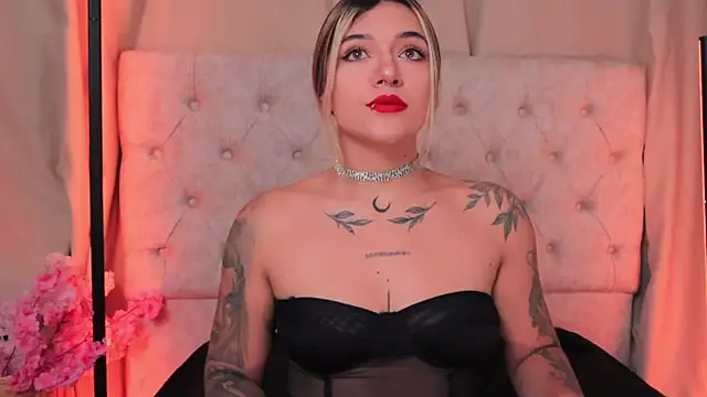 Snapshot of ashleyvalirya chatting on February 2025 03:48:01 AM ashleyvalirya online show from February 2025 03:48:01 AM