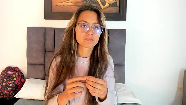 tatiana valencia online show from April 2026 12:58:02 PM