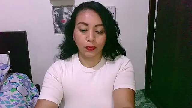 zaray bella online show from October 2025 09:39:01 PM