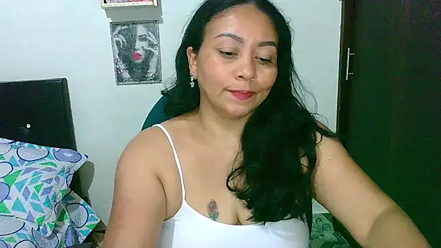 zaray bella online show from April 2026 09:31:02 PM