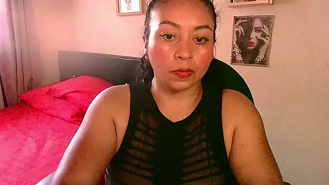 zaray bella online show from June 2026 08:52:02 PM