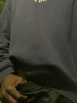 Snapshot of Alphadavid_23 chatting on February 2025 11:23:02 AM Alphadavid 23 online show from February 2025 11:23:02 AM