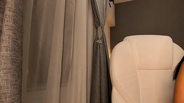 Giovanna oliveira online show from October 2025 05:55:02 AM