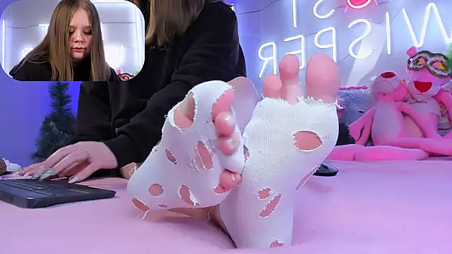 Snapshot of footfetish_baby chatting on January 2025 01:45:02 AM footfetish baby online show from January 2025 01:45:02 AM