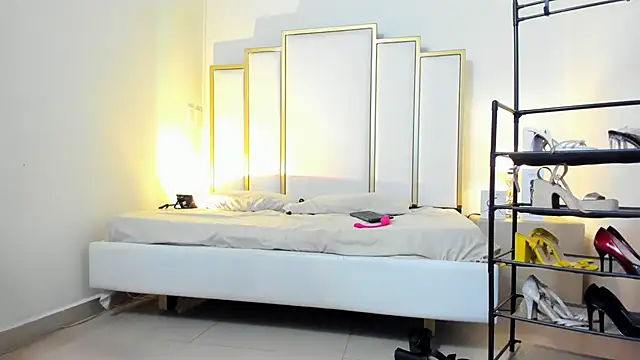 Abycollins online show from February 2025 11:12:01 PM